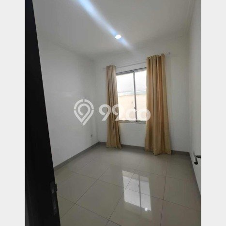 Rumah di Pantai Indah Kapuk 2, Lingkungan Asri, 3 KM Rumah di Pantai Indah Kapuk 2, Lingkungan Asri, 3 KM