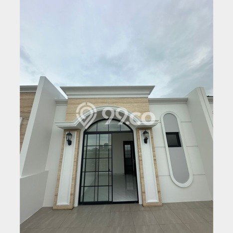 Disewakan! Rumah 3 Kamar Tidur &
3 Kamar Mandi di Pantai Indah Kapuk 2, Jakarta Utara Disewakan! Rumah 3 Kamar Tidur &
3 Kamar Mandi di Pantai Indah Kapuk 2, Jakarta Utara