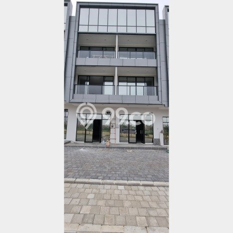 For Rent Ruko di Pantai Indah Kapuk 2, Luas 200m², Area Premium, Siap Untuk Dipakai For Rent Ruko di Pantai Indah Kapuk 2, Luas 200m², Area Premium, Siap Untuk Dipakai