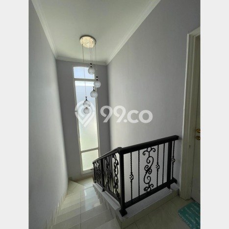 Disewakan! Rumah 3 Kamar Tidur &
3 Kamar Mandi di Pantai Indah Kapuk, Jakarta Utara Disewakan! Rumah 3 Kamar Tidur &
3 Kamar Mandi di Pantai Indah Kapuk, Jakarta Utara
