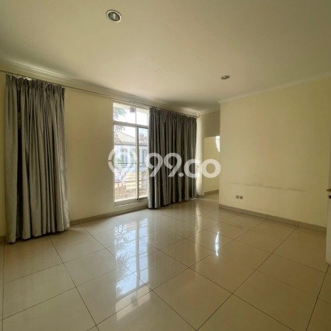 SPECIAL OFFER! Rumah area Pantai Indah Kapuk, 5 KT, Lingkungan Strategis, LT 276m² Bangunan 400m² SPECIAL OFFER! Rumah area Pantai Indah Kapuk, 5 KT, Lingkungan Strategis, LT 276m² Bangunan 400m²