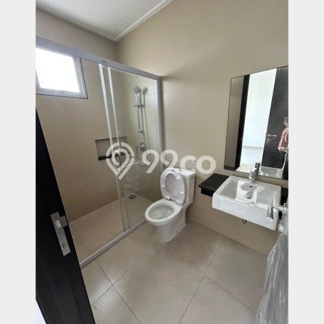 Rumah di Pantai Indah Kapuk, 4 KT, Konsep Minimalis, Luas 150m² Bangunan 209m² Rumah di Pantai Indah Kapuk, 4 KT, Konsep Minimalis, Luas 150m² Bangunan 209m²