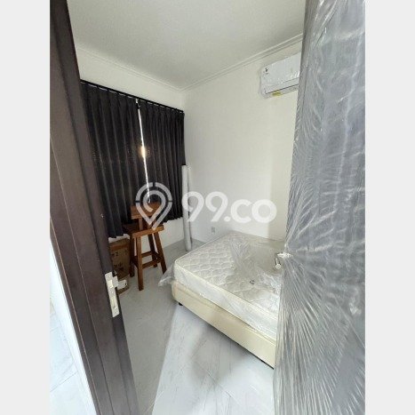Disewakan! Rumah 3 Kamar Tidur &
3 Kamar Mandi di Pantai Indah Kapuk, Jakarta Utara Disewakan! Rumah 3 Kamar Tidur &
3 Kamar Mandi di Pantai Indah Kapuk, Jakarta Utara