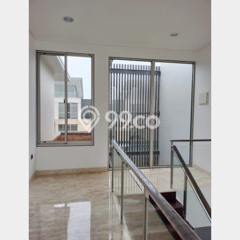 Rumah di Pantai Indah Kapuk, 3 KT, Dekat Fasilitas Umum, Luas 200m² LB 311m² Rumah di Pantai Indah Kapuk, 3 KT, Dekat Fasilitas Umum, Luas 200m² LB 311m²