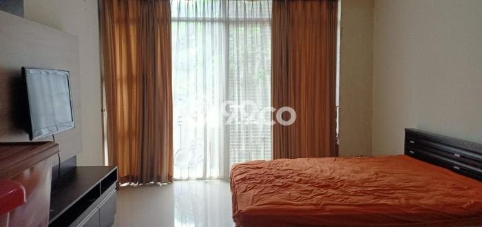 Rumah Mewah LB 163m2 Siap Huni Desain Elegan di Bintaro, Tangerang Selatan Rumah Mewah LB 163m2 Siap Huni Desain Elegan di Bintaro, Tangerang Selatan