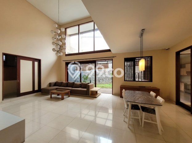 HARGA TERBAIK! Rumah Premium di Sukajadi, LT 270m2m² LB 300m2m² HARGA TERBAIK! Rumah Premium di Sukajadi, LT 270m2m² LB 300m2m²