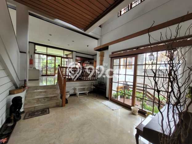 DIJUAL CEPAT! Rumah , Bandung, LT 600m2m² Bangunan 420m2m² DIJUAL CEPAT! Rumah , Bandung, LT 600m2m² Bangunan 420m2m²