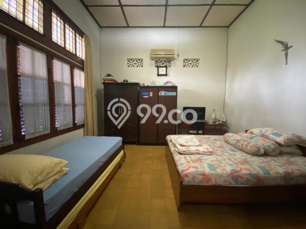 Rumah Elit LB 389m2 Siap Huni Desain Elegan di Riau, Bandung Rumah Elit LB 389m2 Siap Huni Desain Elegan di Riau, Bandung