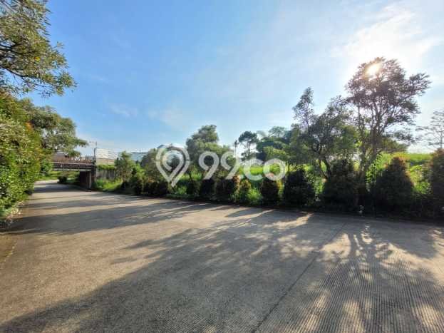 Kavling Tanah Dijual di Setra Duta, Bandung, Luas 270m2 Area Strategis Kavling Tanah Dijual di Setra Duta, Bandung, Luas 270m2 Area Strategis