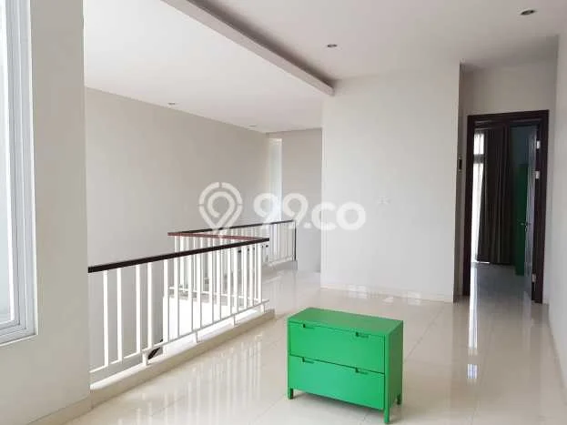 Rumah Elit Modern Tanpa Renovasi di Setra Duta Bandung Rumah Elit Modern Tanpa Renovasi di Setra Duta Bandung