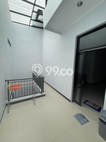 Rumah Luas Asri 3 KT Siap Pakai di Taman Kopo Indah Bandung Rumah Luas Asri 3 KT Siap Pakai di Taman Kopo Indah Bandung