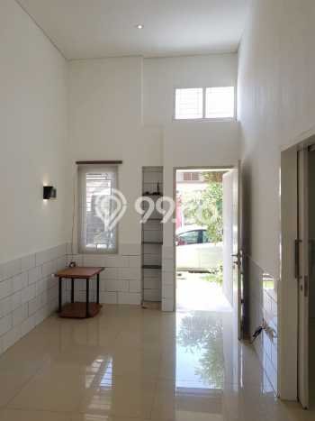 Disewakan Rumah Harga Terjangkau di Kota Baru Parahyangan Bandung Punya 3 KT Disewakan Rumah Harga Terjangkau di Kota Baru Parahyangan Bandung Punya 3 KT