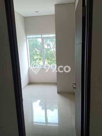 Untuk Dijual! Ruko di Setra Duta Bandung LT 88m2 / LB 120m2 Kawasan Bisnis Untuk Dijual! Ruko di Setra Duta Bandung LT 88m2 / LB 120m2 Kawasan Bisnis