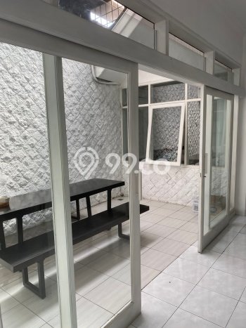 Sewa Rumah Harga Terjangkau di Singgasana Bandung Punya 3 Kamar Tidur Sewa Rumah Harga Terjangkau di Singgasana Bandung Punya 3 Kamar Tidur