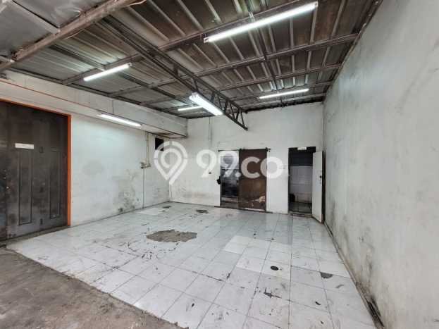 Gudang Bagus Dijual LB 250m2 Lokasi Strategis Bandung Area Cocok untuk Bisnis Gudang Bagus Dijual LB 250m2 Lokasi Strategis Bandung Area Cocok untuk Bisnis