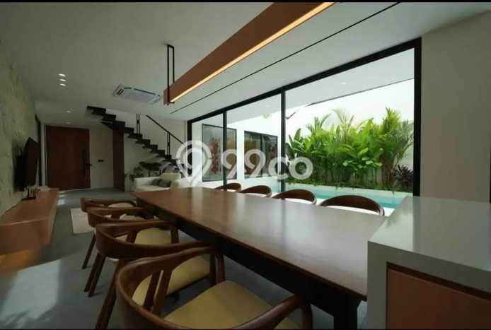 Rumah Kawasan Jimbaran, LT 200m², LB 370m² Rumah Kawasan Jimbaran, LT 200m², LB 370m²