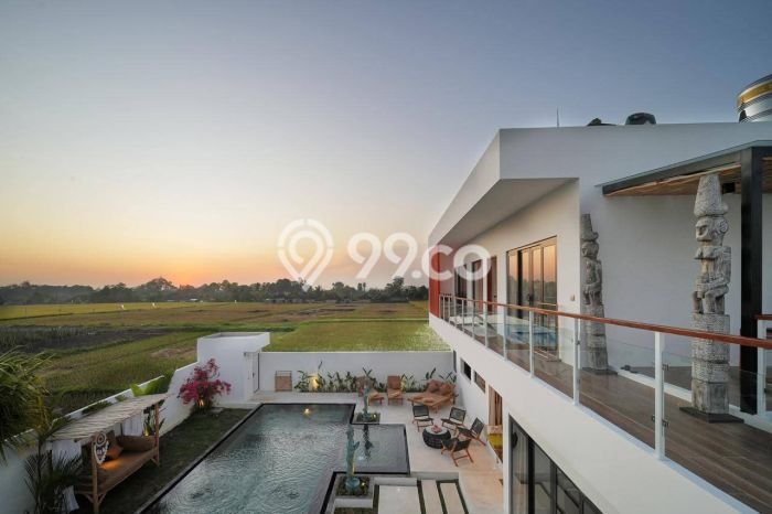 Ready to Use! Luxury House LT 900m2 Desain Elegan di Tanah Lot Ready to Use! Luxury House LT 900m2 Desain Elegan di Tanah Lot