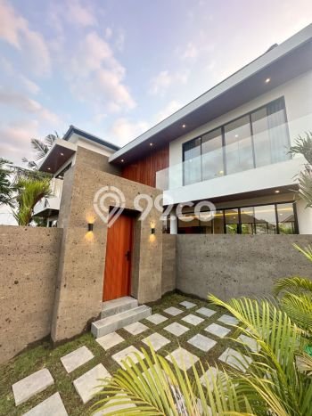 Rumah Menguntungkan di Canggu, Dekat Kawasan Komersial, Badung - 3 Kamar Tidur Rumah Menguntungkan di Canggu, Dekat Kawasan Komersial, Badung - 3 Kamar Tidur
