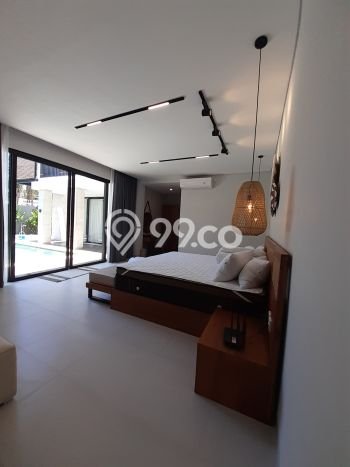 HUNIAN BERKELAS! Rumah Premium Seminyak, Badung, LT 315m² LB 350m² HUNIAN BERKELAS! Rumah Premium Seminyak, Badung, LT 315m² LB 350m²