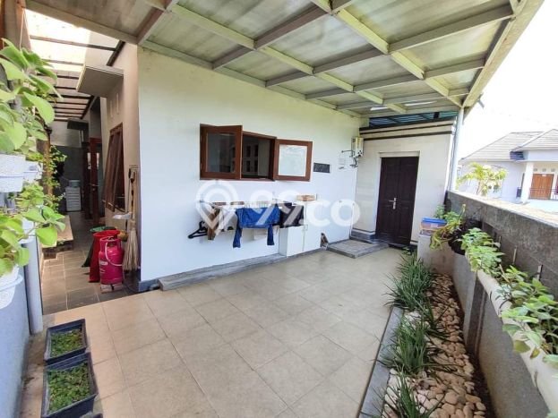 SIAP HUNI! Rumah Strategis area Canggu, LT 120m² Bangunan 200m² SIAP HUNI! Rumah Strategis area Canggu, LT 120m² Bangunan 200m²
