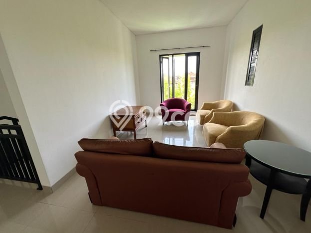 Rumah kawasan Kerobokan, Badung, Luas 168m² Bangunan 232m² Rumah kawasan Kerobokan, Badung, Luas 168m² Bangunan 232m²