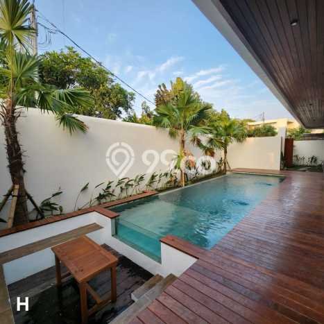 Rumah Strategis Canggu, Badung, Luas 200m² LB 160m² Rumah Strategis Canggu, Badung, Luas 200m² LB 160m²