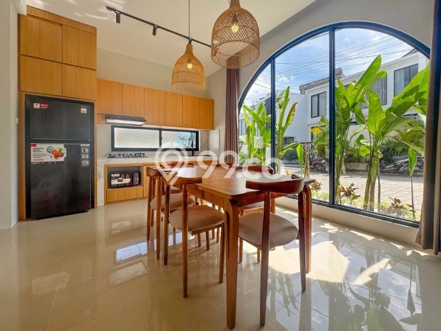 Ready to Use! Luxury House LT 135m2 Desain Modern di Canggu Ready to Use! Luxury House LT 135m2 Desain Modern di Canggu