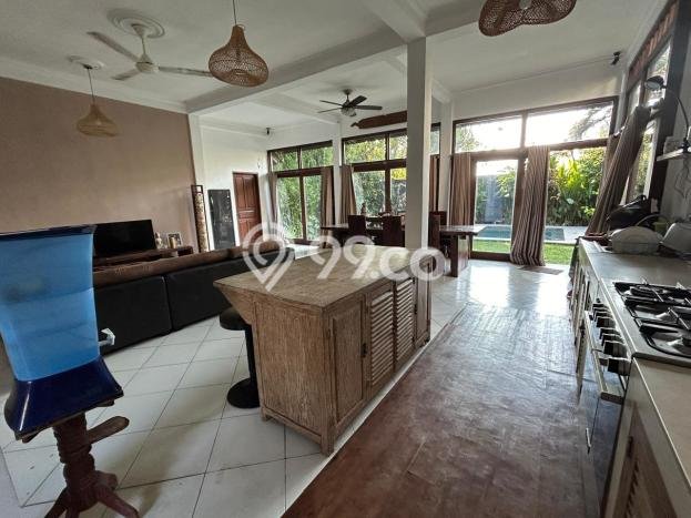 Ready to Use! Luxury House LT 400m2 Desain Modern di Canggu Ready to Use! Luxury House LT 400m2 Desain Modern di Canggu