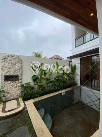 Rumah Luxury Modern Siap Huni di canggu Badung Rumah Luxury Modern Siap Huni di canggu Badung
