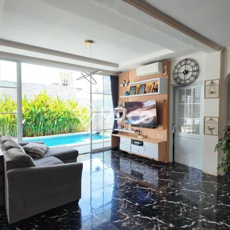 Rumah Modern 5 Kamar Siap Huni di Kompleks Cluster Denpasar Timur, Denpasar Rumah Modern 5 Kamar Siap Huni di Kompleks Cluster Denpasar Timur, Denpasar
