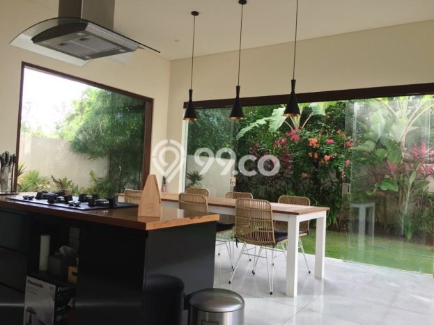 FEATURED! Rumah Asri di Ungasan, Luas 443m² LB 420m² FEATURED! Rumah Asri di Ungasan, Luas 443m² LB 420m²