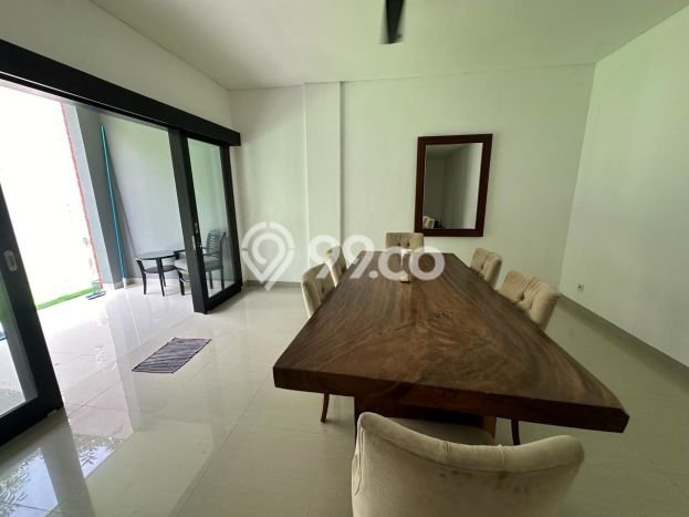 Rumah kawasan Kerobokan, Badung, Luas 168m² Bangunan 232m² Rumah kawasan Kerobokan, Badung, Luas 168m² Bangunan 232m²