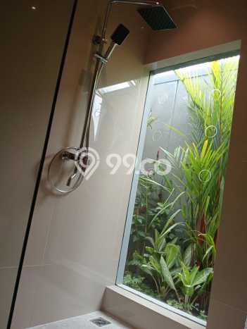 Ready to Use! Premium House LT 250m2 Desain Modern di Jimbaran Ready to Use! Premium House LT 250m2 Desain Modern di Jimbaran