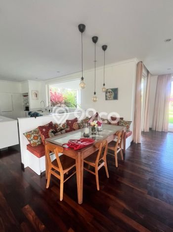 Rumah area , Denpasar, Luas 2834m2m² Bangunan 1034m2m² - INVESTASI TERBAIK! Rumah area , Denpasar, Luas 2834m2m² Bangunan 1034m2m² - INVESTASI TERBAIK!