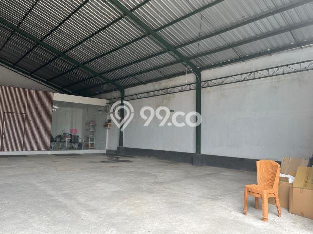 Gudang Disewa di Denpasar Barat, Denpasar, LT 400m2 / LB 285m2 Gudang Disewa di Denpasar Barat, Denpasar, LT 400m2 / LB 285m2