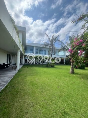 Rumah area , Denpasar, Luas 2834m2m² Bangunan 1034m2m² - INVESTASI TERBAIK! Rumah area , Denpasar, Luas 2834m2m² Bangunan 1034m2m² - INVESTASI TERBAIK!