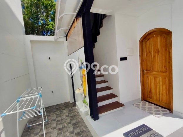 Rumah Mewah LB 160m2 Siap Pakai Desain Elegan di Nuanu, Tabanan Rumah Mewah LB 160m2 Siap Pakai Desain Elegan di Nuanu, Tabanan
