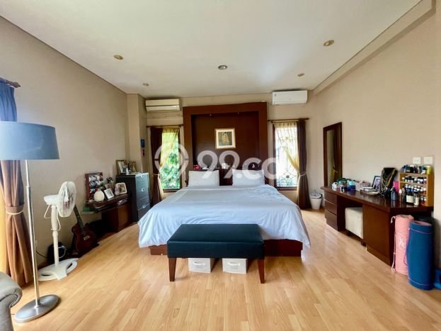 Rumah lokasi Sanur, Denpasar, Luas 320m² LB 345m² Rumah lokasi Sanur, Denpasar, Luas 320m² LB 345m²