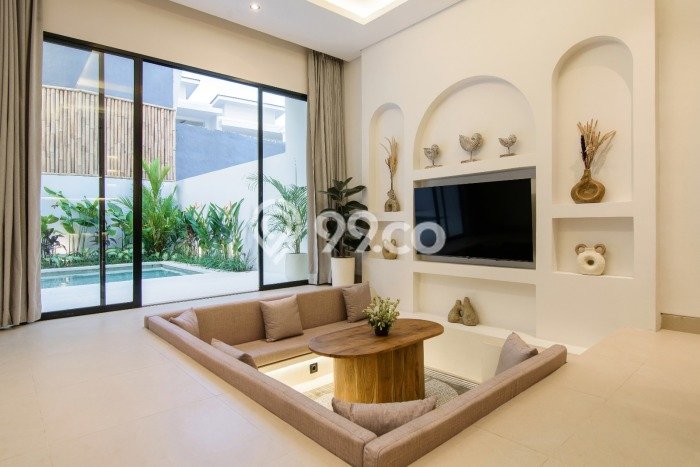 Rumah Kontrakan Badung LT 200m2 LB 236m2 Area Canggu Rumah Kontrakan Badung LT 200m2 LB 236m2 Area Canggu
