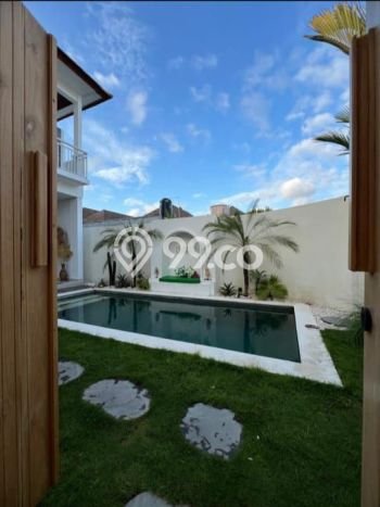 Dijual Rumah Mewah Megah Dengan View Cantik di Seminyak, Badung Dijual Rumah Mewah Megah Dengan View Cantik di Seminyak, Badung
