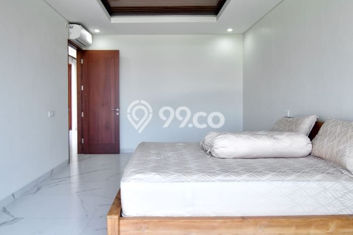 Rumah Modern area Sanur, Denpasar, Luas 284m² LB 395m² Rumah Modern area Sanur, Denpasar, Luas 284m² LB 395m²