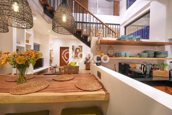 Ready to Use! Luxury House LT 900m2 Desain Elegan di Tanah Lot Ready to Use! Luxury House LT 900m2 Desain Elegan di Tanah Lot