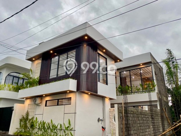 Rumah Luxury Modern Siap Huni di Canggu Badung Rumah Luxury Modern Siap Huni di Canggu Badung