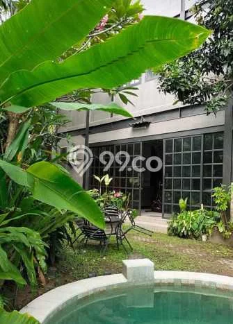Jual Rumah Luas Megah Dengan View Cantik di Seminyak, Badung Jual Rumah Luas Megah Dengan View Cantik di Seminyak, Badung