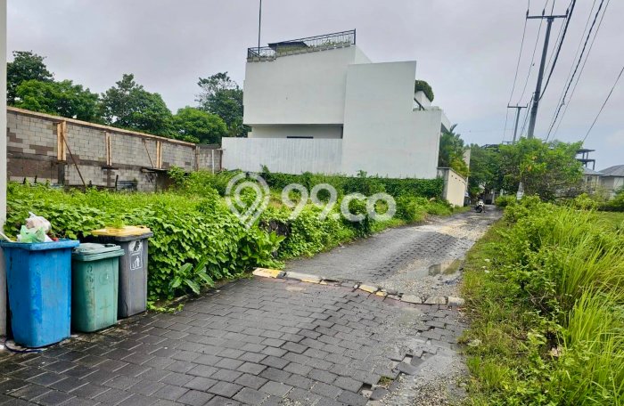 Lahan Dijual Lokasi Strategis di Badung dengan Luas 450m2 Lahan Dijual Lokasi Strategis di Badung dengan Luas 450m2