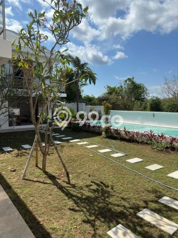 Rumah LT 640m² Desain Minimalis di Kawasan Elite Jimbaran, Badung Rumah LT 640m² Desain Minimalis di Kawasan Elite Jimbaran, Badung