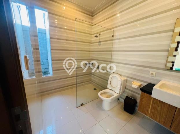 Ready to Use! Luxury House LT 220m2 Desain Elegan di Jimbaran Ready to Use! Luxury House LT 220m2 Desain Elegan di Jimbaran