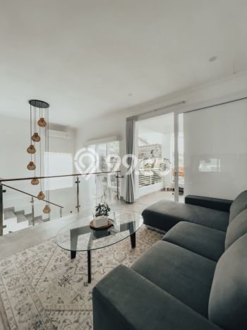 BEST PRICE! Rumah Berkualitas area Kerobokan, LT 200m² Bangunan 280m² BEST PRICE! Rumah Berkualitas area Kerobokan, LT 200m² Bangunan 280m²