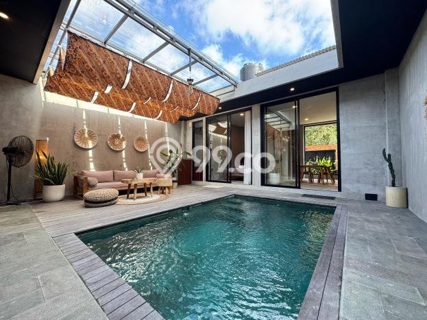 Ready to Use! Luxury House LT 140m2 Desain Elegan di Ungasan Ready to Use! Luxury House LT 140m2 Desain Elegan di Ungasan