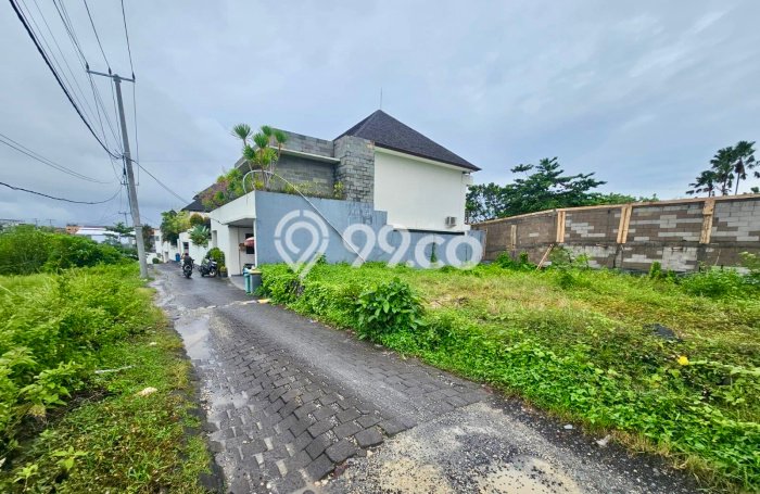 Lahan Dijual Lokasi Strategis di Badung dengan Luas 450m2 Lahan Dijual Lokasi Strategis di Badung dengan Luas 450m2